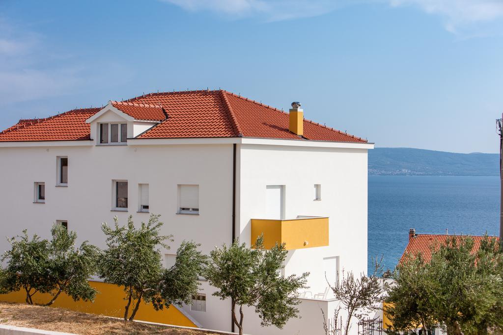 Knezovic Apartments Podstrana Exterior foto